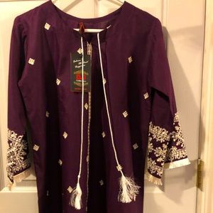Embroidered Tunic Top